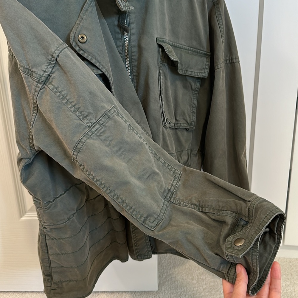 Gap Jacket - Picture 5 of 11